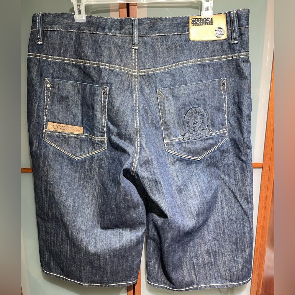 Coogi 69 Australia Mens Embroidered Pockets Dark Blue Denim Jeans Shorts Size 42